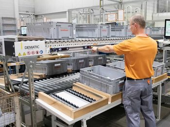 Handtmann picking station